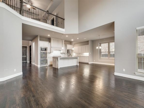 922  Amber Knoll Drive , Rockwall Texas 75087