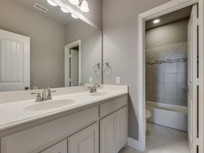 922  Amber Knoll Drive , Rockwall Texas 75087