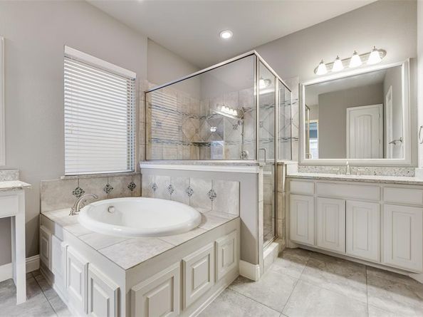 922  Amber Knoll Drive , Rockwall Texas 75087