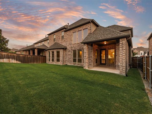 922  Amber Knoll Drive , Rockwall Texas 75087