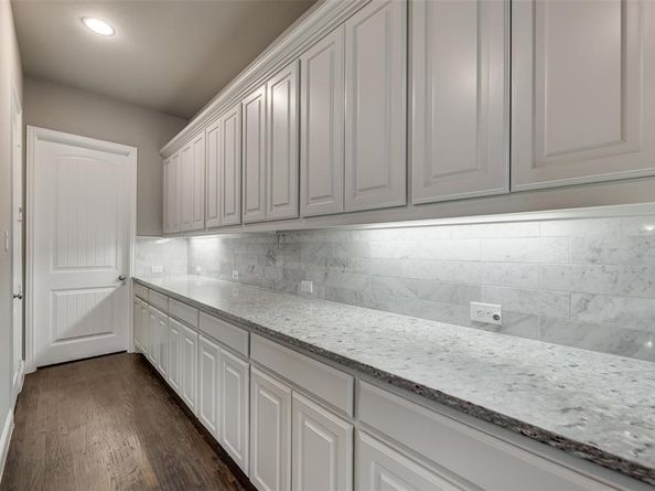 922  Amber Knoll Drive , Rockwall Texas 75087