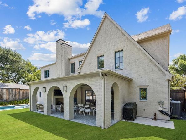9509  Buxhill Drive , Dallas Texas 75238