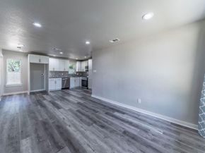 2939 N El Centro Way , Dallas Texas 75241