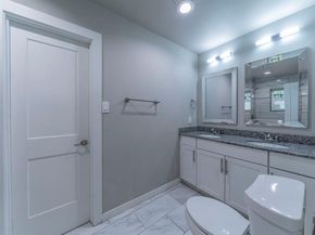 2939 N El Centro Way , Dallas Texas 75241