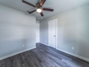 2939 N El Centro Way , Dallas Texas 75241