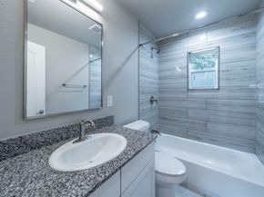 2939 N El Centro Way , Dallas Texas 75241