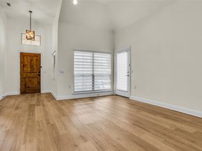 881  Birds Fort Trail , Arlington Texas 76005