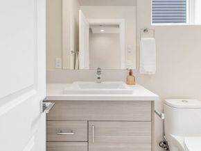 9239 B 16th Avenue SW, Seattle WA 98106