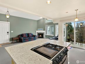 6100 NE 181st Street 7, Kenmore WA 98028
