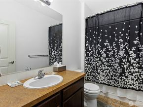 1736 10th Avenue NE C213, Issaquah WA 98209
