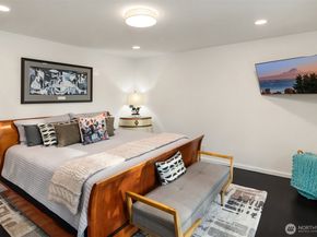 1617 121st Avenue SE, Bellevue WA 98005