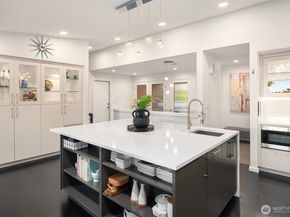 1617 121st Avenue SE, Bellevue WA 98005