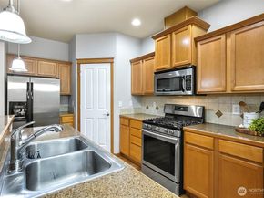 1912 106th AVE SE, Lake Stevens WA 98258