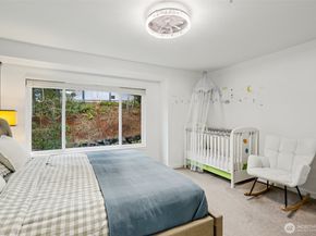 21264 SE 42nd Lane 21264, Issaquah WA 98029