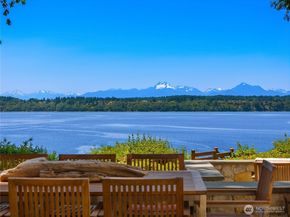 13401 Manzanita Road NE, Bainbridge Island WA 98110