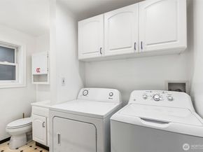 18930 66th Place W, Lynnwood WA 98036