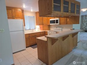 4725 272nd Avenue NE, Redmond WA 98053