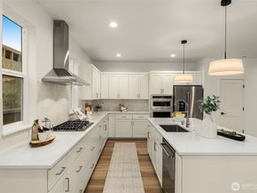 19505 118th AVE SE (Homesite #9), Kent WA 98031