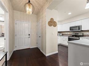 2244 132nd Avenue SE B105, Bellevue WA 98005