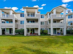 2244 132nd Avenue SE B105, Bellevue WA 98005