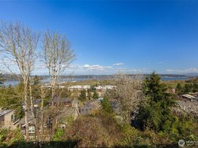 7508 56th Avenue NE, Seattle WA 98115