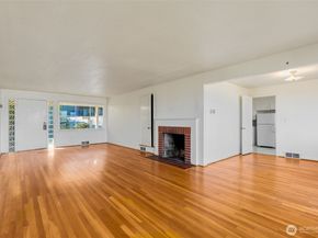 7508 56th Avenue NE, Seattle WA 98115
