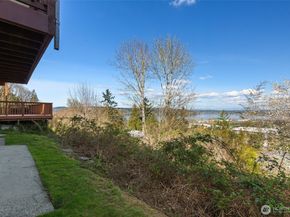 7508 56th Avenue NE, Seattle WA 98115