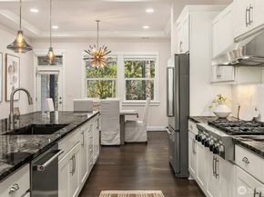 404 6th Lane NE, Issaquah WA 98029