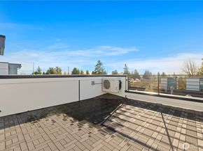 1206 B NW 83rd Street, Seattle WA 98117