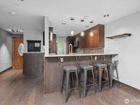 6525 139th Place NE 37, Redmond WA 98052
