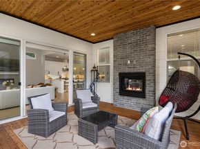 23623 23rd Avenue SE, Bothell WA 98021