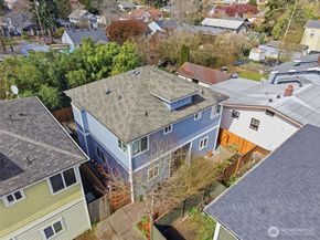 8847 9th Avenue SW A, Seattle WA 98106