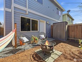 8847 9th Avenue SW A, Seattle WA 98106