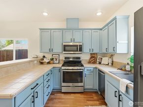 8847 9th Avenue SW A, Seattle WA 98106