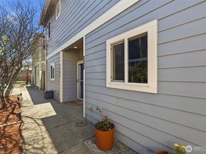 8847 9th Avenue SW A, Seattle WA 98106