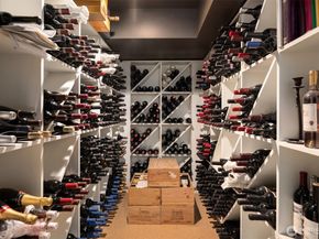 7735 Overlake Drive W, Medina WA 98039