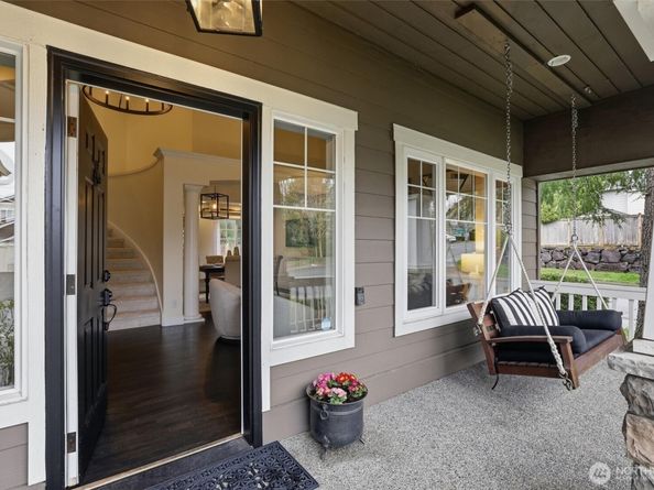 928 271st Avenue SE, Sammamish WA 98075