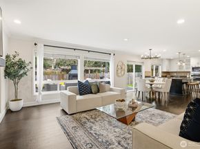 928 271st Avenue SE, Sammamish WA 98075