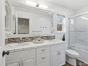 928 271st Avenue SE, Sammamish WA 98075