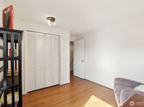 4222 Beach Drive SW 202, Seattle WA 98116