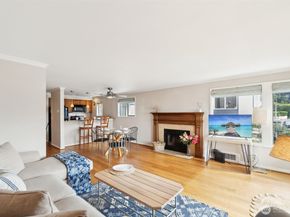 4222 Beach Drive SW 202, Seattle WA 98116