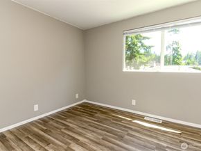 32206 27th Avenue SW, Federal Way WA 98023