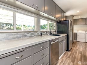 32206 27th Avenue SW, Federal Way WA 98023