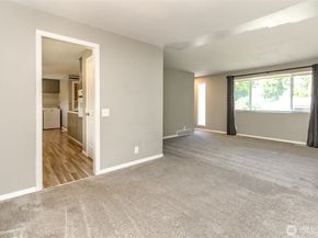 32206 27th Avenue SW, Federal Way WA 98023