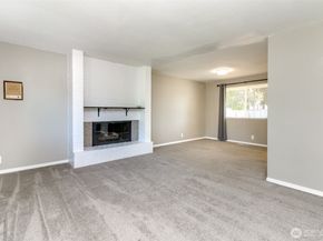 32206 27th Avenue SW, Federal Way WA 98023