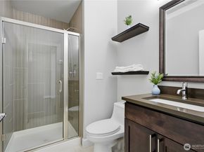13638 NE 133rd Street, Kirkland WA 98034