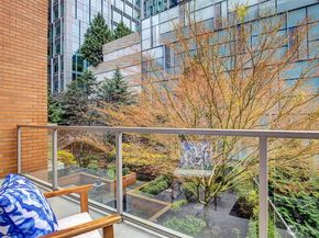 10650 NE 9th Place 422, Bellevue WA 98004