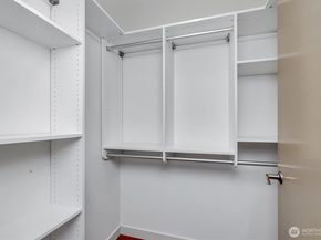 10650 NE 9th Place 422, Bellevue WA 98004