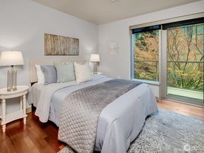 10650 NE 9th Place 422, Bellevue WA 98004