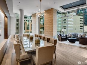 10650 NE 9th Place 422, Bellevue WA 98004